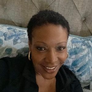 Meet your Posher, Gena